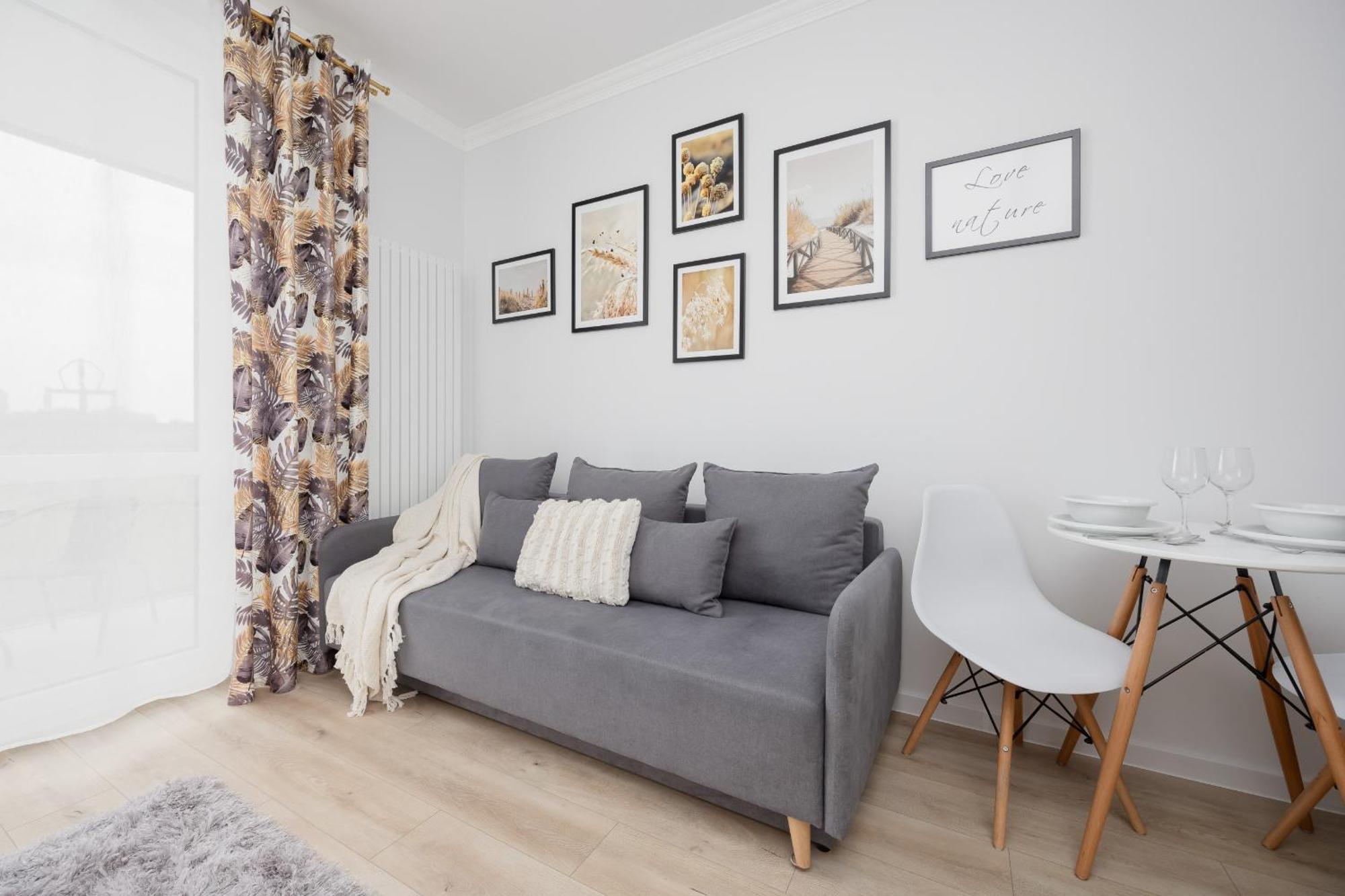Modern Studio With Balcony By Rent Like Apartament *
