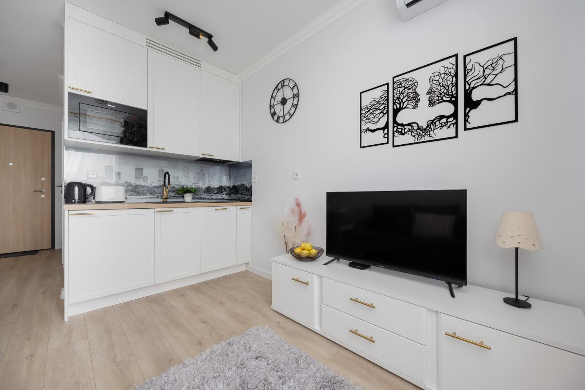 Modern Studio With Balcony By Rent Like Apartament *